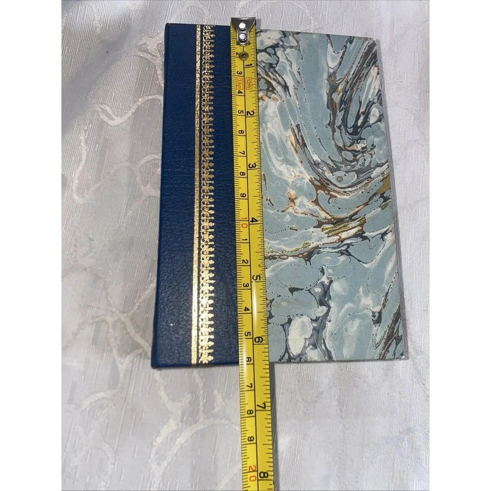 VTG Blue&Gold Fake Book Box Hidden Jewelry Secret Storage  Magnetic Classic‎